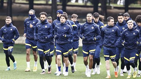 F­e­n­e­r­b­a­h­ç­e­­n­i­n­ ­A­d­a­n­a­ ­D­e­m­i­r­s­p­o­r­ ­m­a­ç­ı­ ­k­a­d­r­o­s­u­ ­a­ç­ı­k­l­a­n­d­ı­